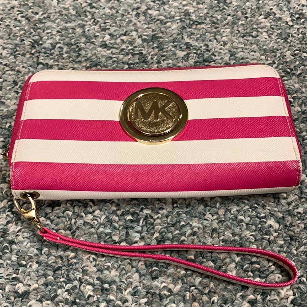 Michael Kohrs Double Zip Wristlet/Wallet